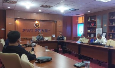 Program Prioritas Ketua Umum PWI  Adalah UKW
