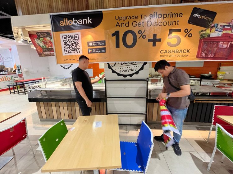 Lunas Tunggakan Pajak Daerah, Tim Bappeda Cabit Segel Peringatan Di Lokasi Wajib Pajak