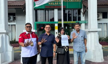 Setahun Jadi Tersangka dan Terdakwa Penganiayaan Akhirnya Bebas Murni Di Pengadilan Negeri Pekanbaru