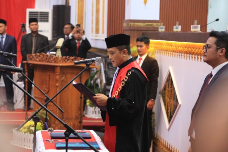 Rapat Paripurna Pelantikan Anggota DPRD Kota Pekanbaru Periode 2024-2029