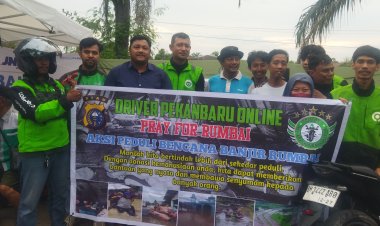 Basecamp Driver Pekanbaru Online Serahkan Bantuan Korban Banjir