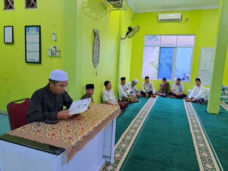 Buka Puasa Bersama Anak Yatim Di Musholla Al Amin Podomoro Air Dingin