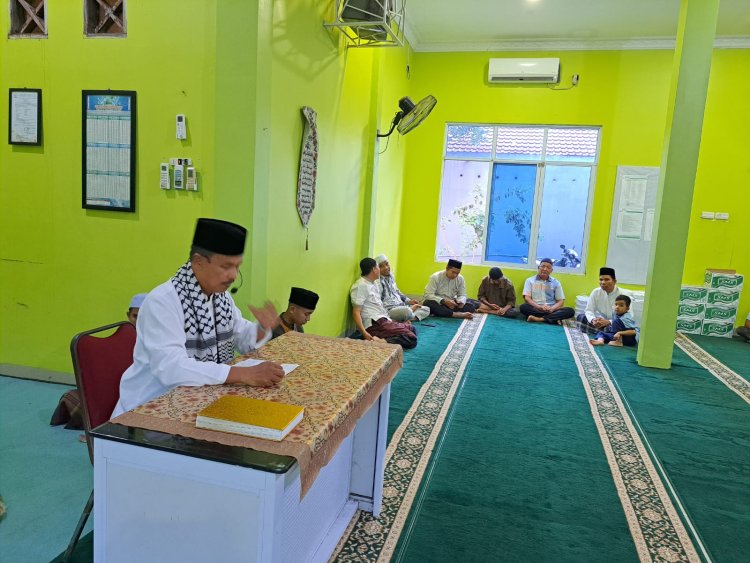 Buka Puasa Bersama Anak Yatim Di Musholla Al Amin Podomoro Air Dingin