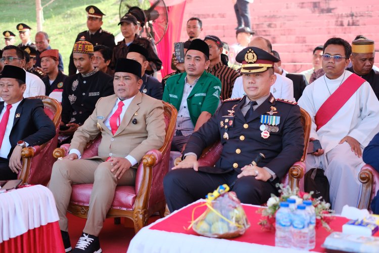 Bupati Pelalawan Zukri Hadiri Upacara Hari Bayangkara 79